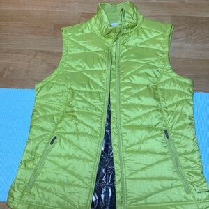Columbia Vest